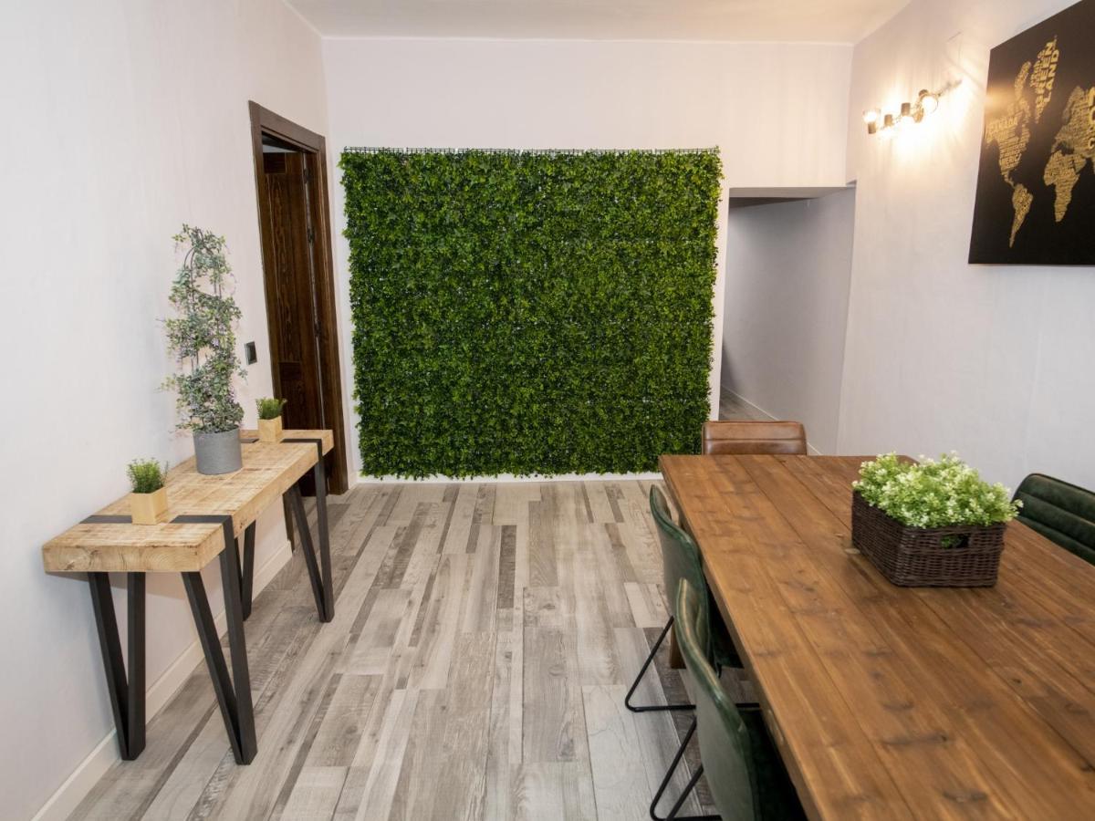 Elegante Apartamento Para 5 En El Centro De Caceres Con Wifi Zewnętrze zdjęcie
