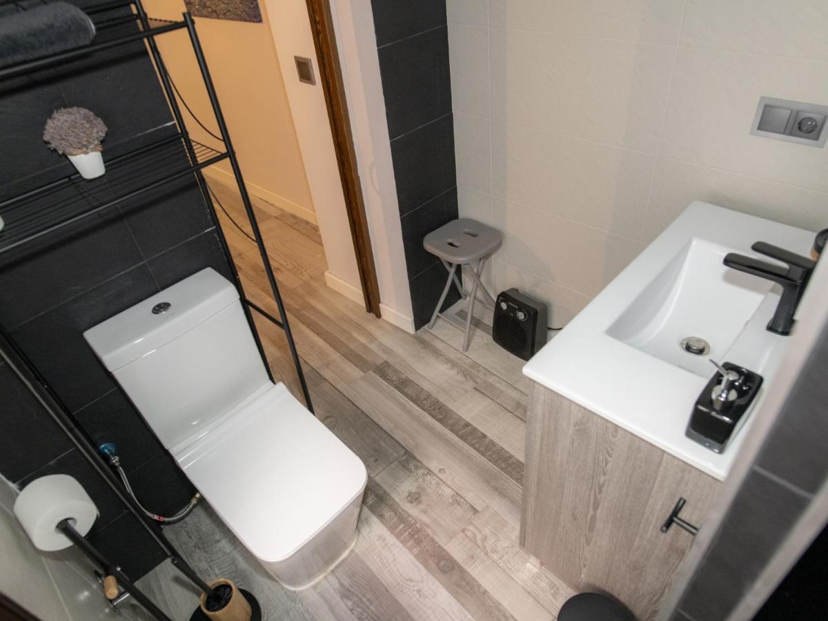 Elegante Apartamento Para 5 En El Centro De Caceres Con Wifi Zewnętrze zdjęcie