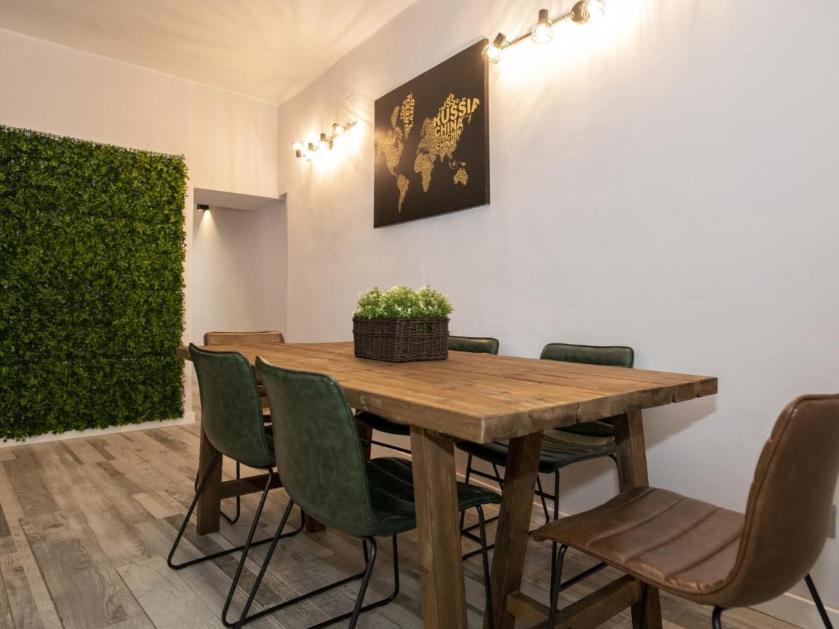 Elegante Apartamento Para 5 En El Centro De Caceres Con Wifi Zewnętrze zdjęcie