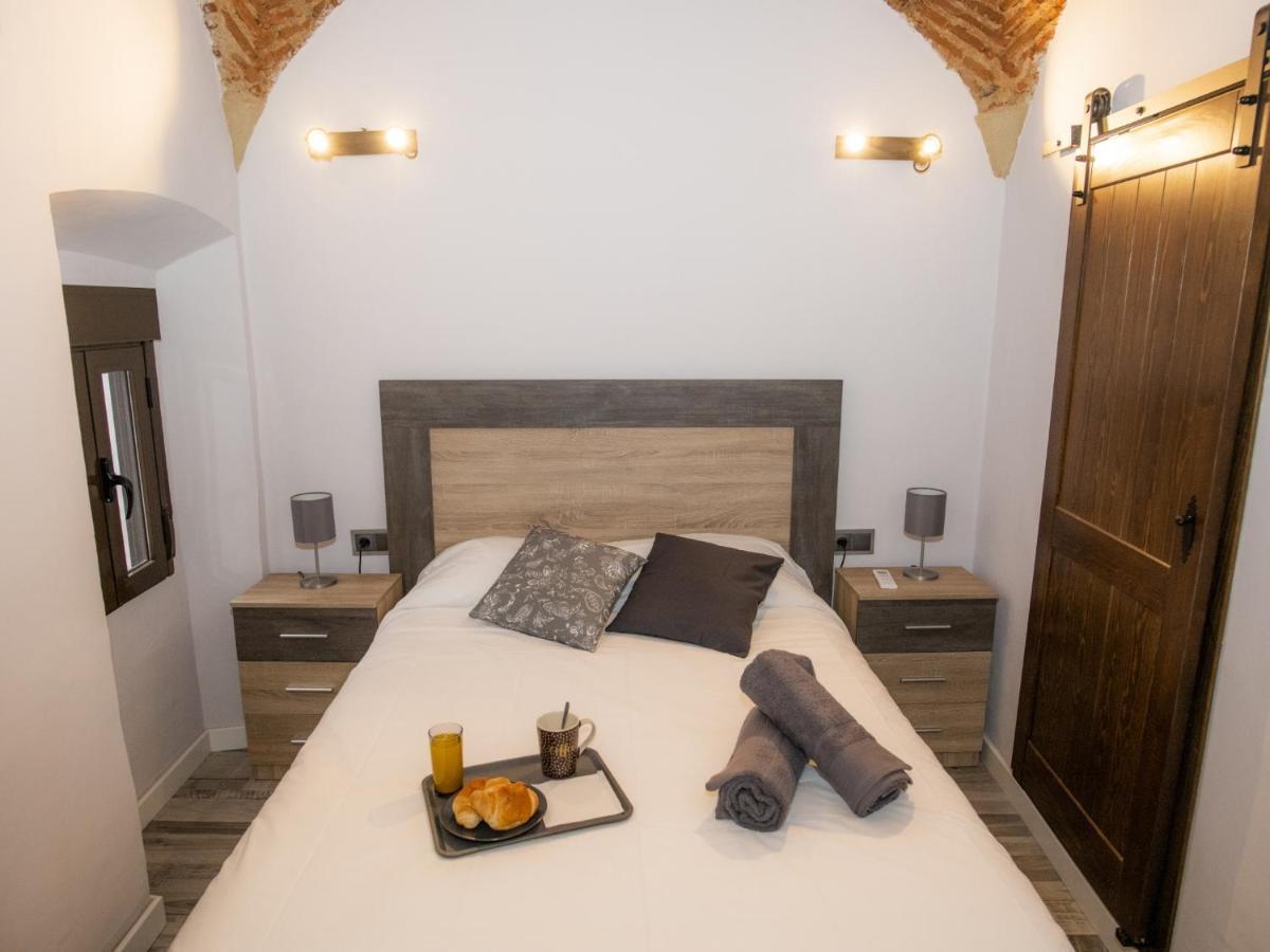 Elegante Apartamento Para 5 En El Centro De Caceres Con Wifi Zewnętrze zdjęcie