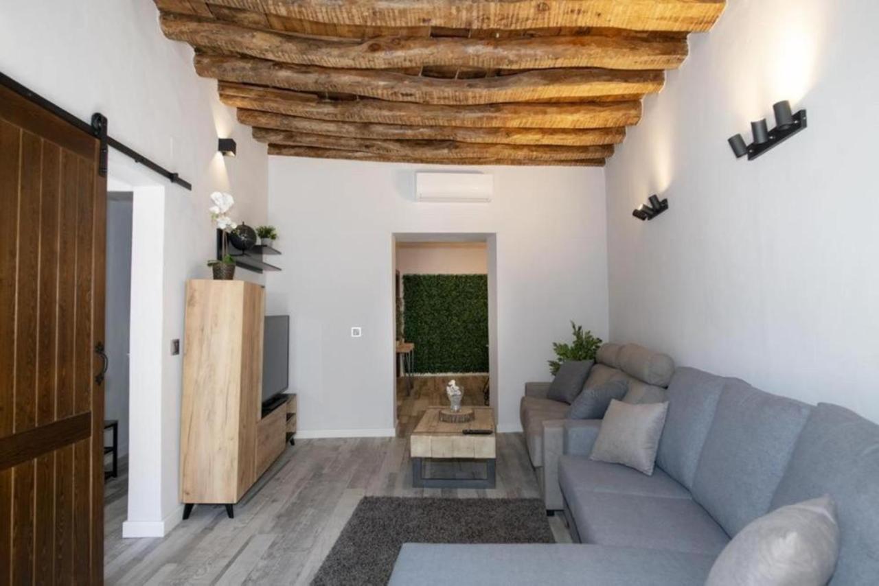 Elegante Apartamento Para 5 En El Centro De Caceres Con Wifi Zewnętrze zdjęcie