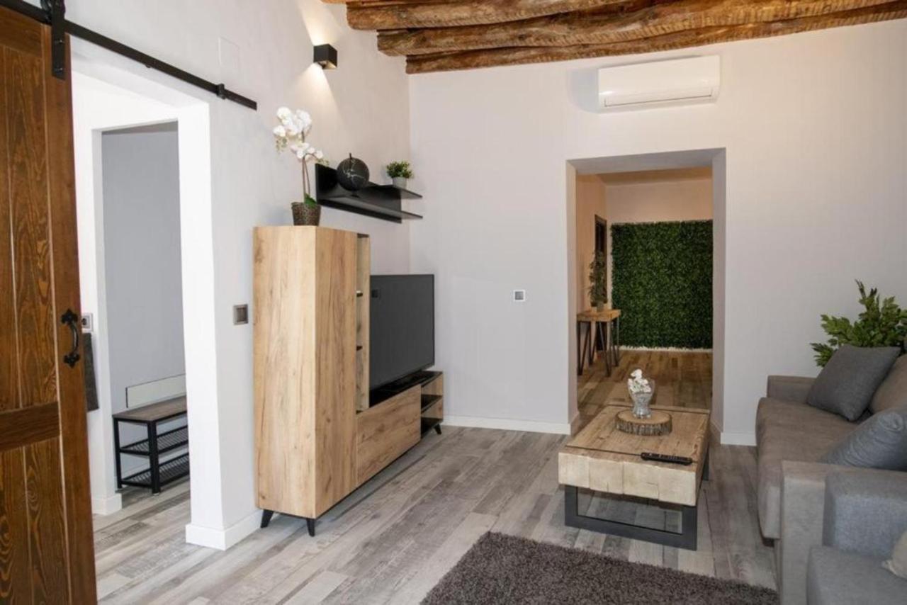 Elegante Apartamento Para 5 En El Centro De Caceres Con Wifi Zewnętrze zdjęcie